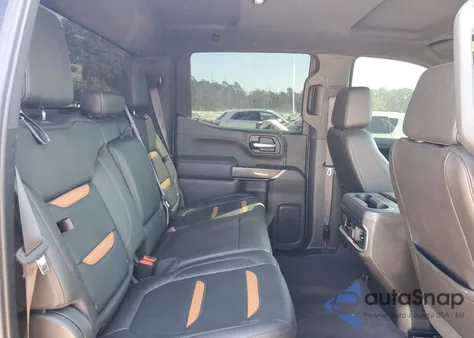 2021 GMC Sierra K1500 At4 z USA, uszkodzony, nr VIN 1GTP9EEL8MZ440991